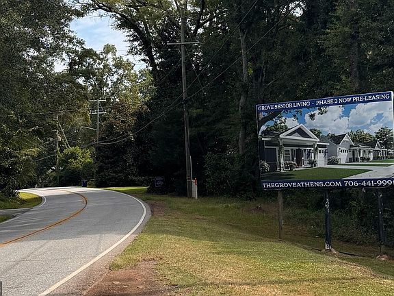 5th image of 0 S Main St
