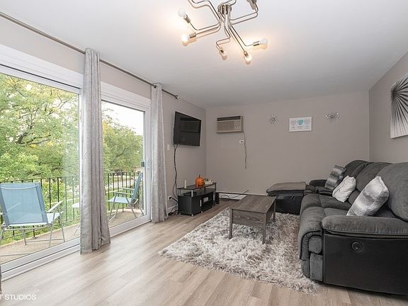 5th image of 9024 W 140th St APT 3A