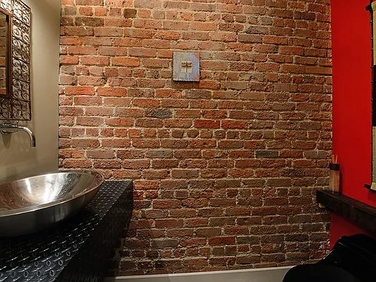 Sold by Hudson Place Realty | media 22