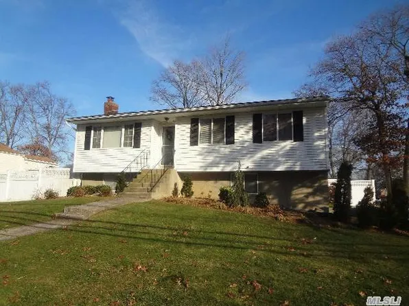 425 Broadway, Port Jefferson Station, NY 11776