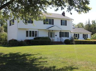 266 Kings Mountain Rd, Freehold, NJ 07728