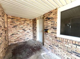 201 Cypress St APT 2, Pekin, IL 61554