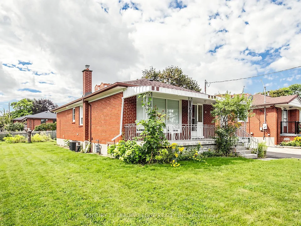 15 Maretta Ave #LOWER