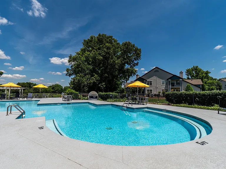 Summerlake Apartments — Photo 94