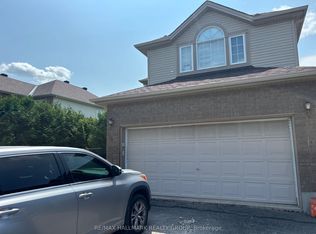 1926 Celeste Way, Ottawa, ON K4A4C9