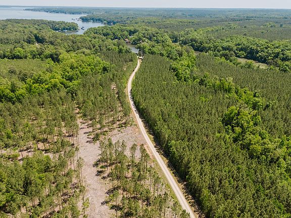 4th image of 370 Robinson Ferry Rd