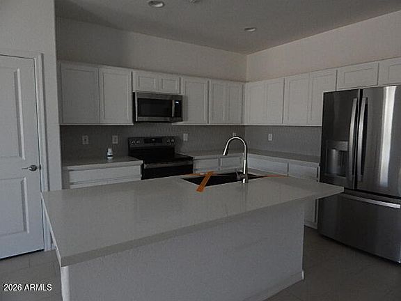 4th image of 17628 W COLTER Street