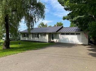 24 Garrison Rd, Houlton, ME 04730