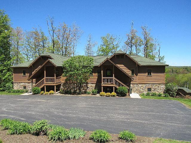 1st image of 8008 Canterbury Dr