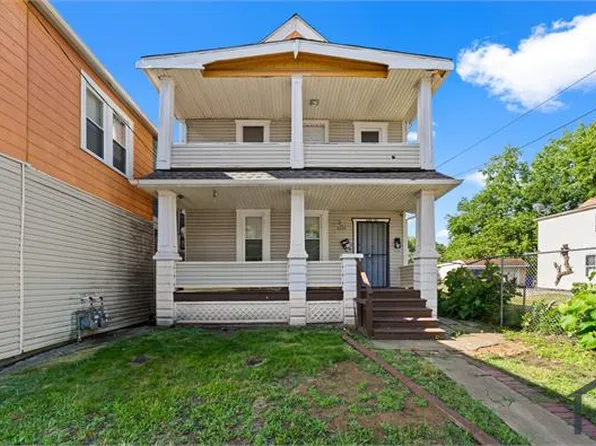 8302 Sowinski Ave, Cleveland, OH 44103