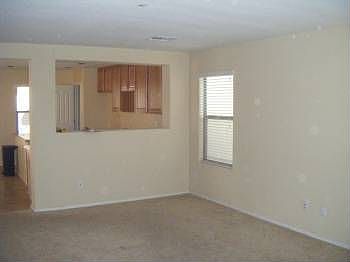 4th image of 21148 E Munoz St