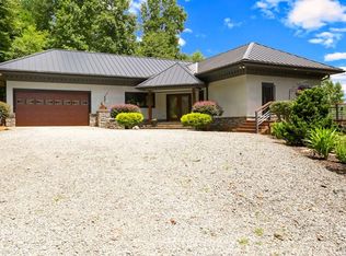 1206 Bear Paw Ln, Hiawassee, GA 30546