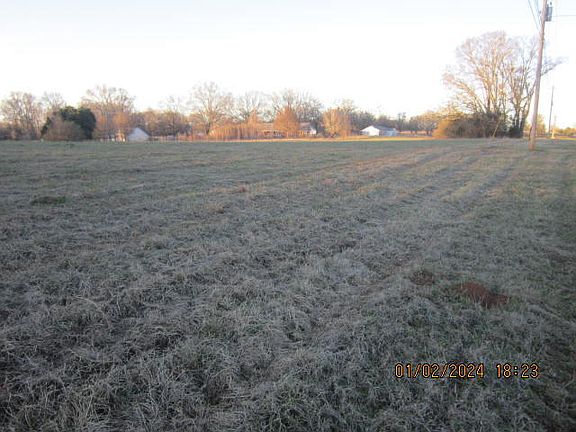 3rd image of 00 N Mercer Street