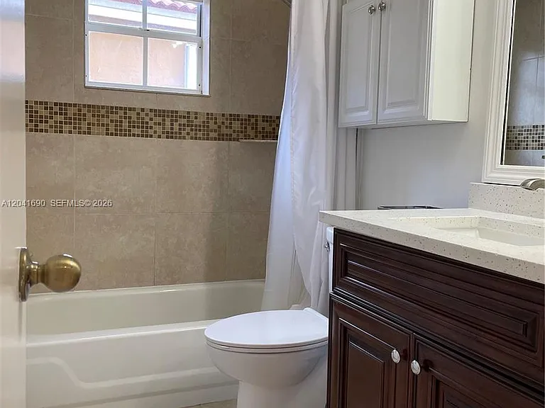 805 Falling Water Rd — Photo 20