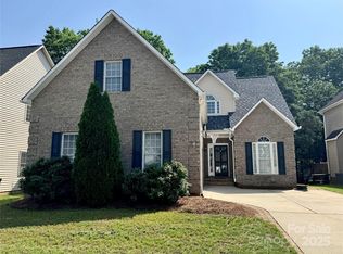 1043 Cambrook Ct, Concord, NC 28027