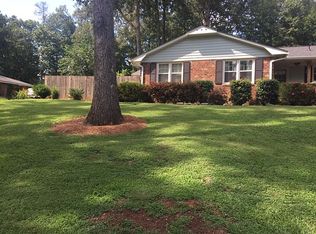 6 Ridgewood Dr, Cartersville, GA 30120
