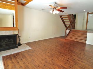 16158 Seahorse Dr, Houston, TX 77062