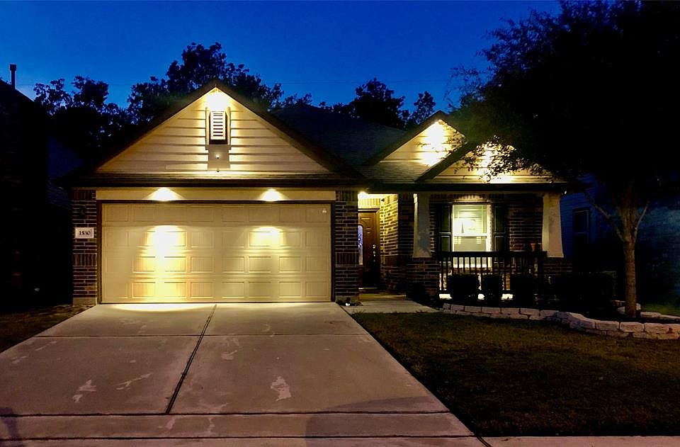 1st image of 1530 Thornhollow Dr
