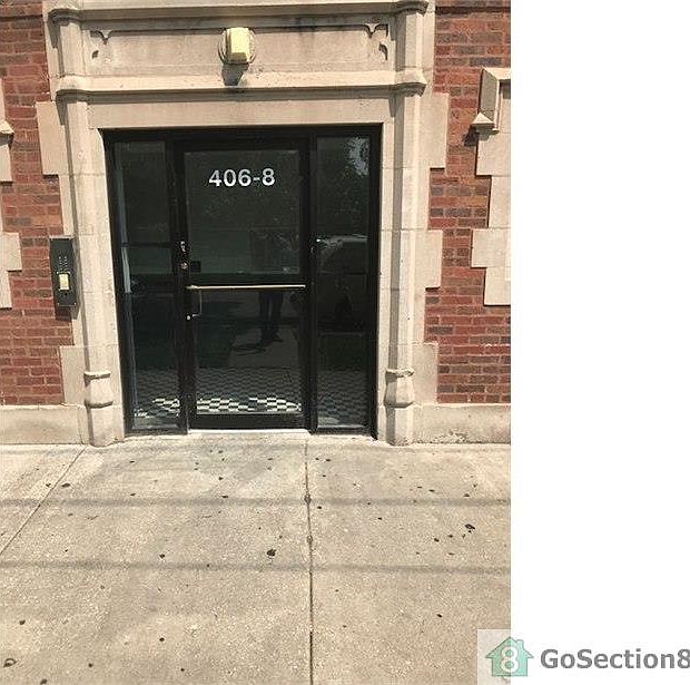 2nd image of 406 W 77th St APT 312