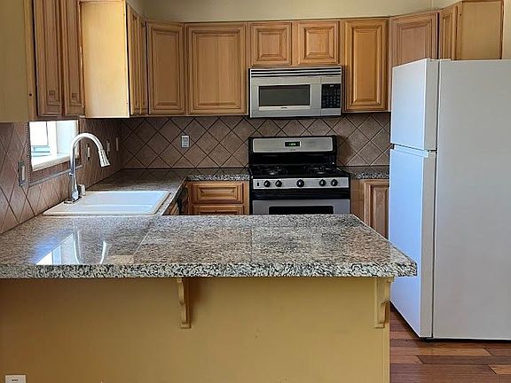 3rd image of 6605 Lemp Ave Unit 1