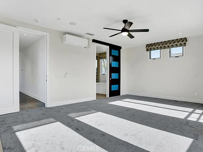 243 Poppy Ave — Photo 40