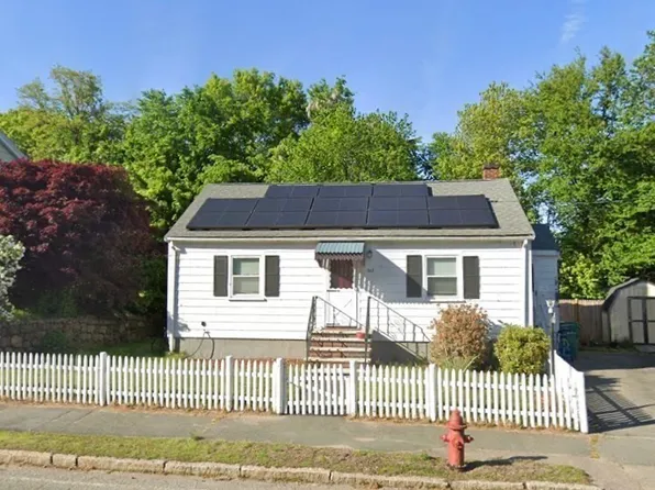 367 Lynnfield St, Lynn, MA 01904