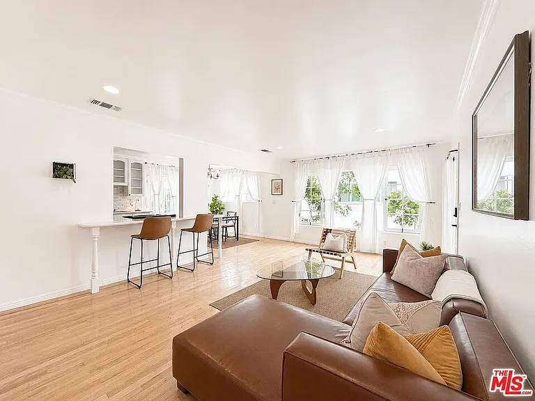 834 Lincoln Blvd #5 — Photo 7