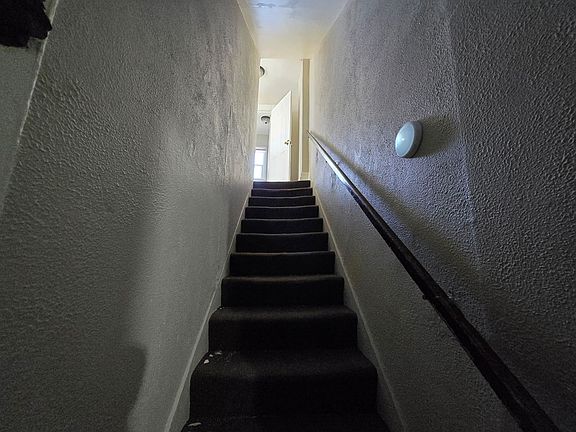 5th image of 15 Edmonds St #3