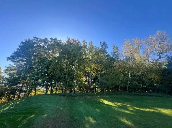 1904 Pine Avenue E, Menomonie, WI 54751