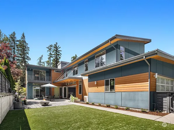 3027 220th Avenue SE, Sammamish, WA 98075