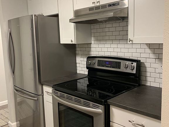 3rd image of 1060 Park Ave #A4-a5