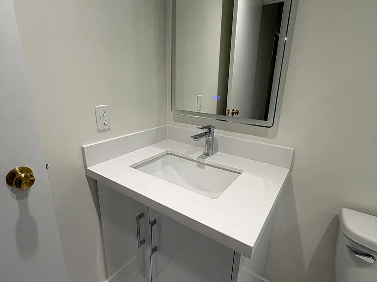 7440 Bathurst St #202 — Photo 5