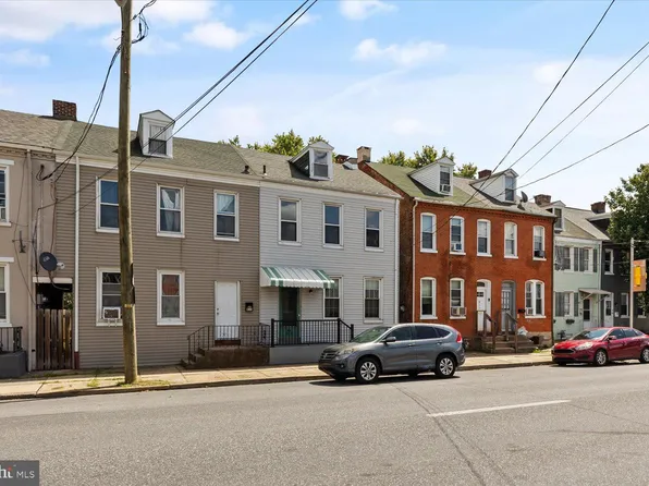813 N Queen St, Lancaster, PA 17603