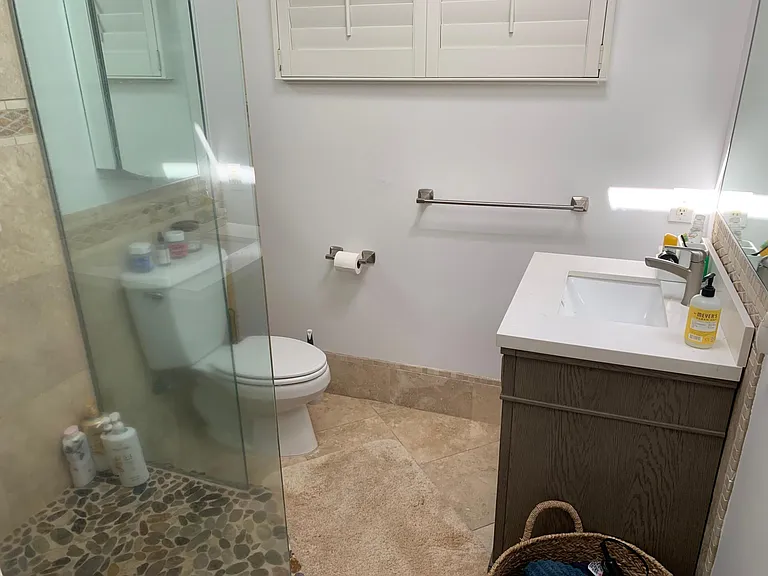 156 Ainoni St #B — Photo 6