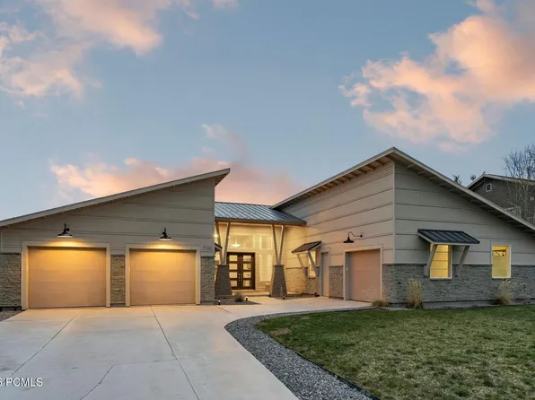 7120 N Greenfield Dr, Park City, UT 84098