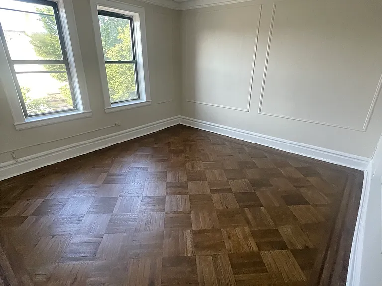 125 Osborne Ter #14R — Photo 1
