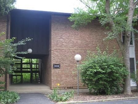 2nd image of 5519 E Lake Dr #89-A
