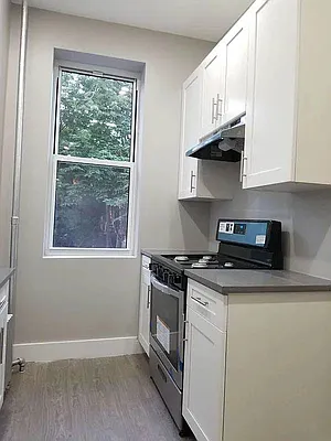 Rented by R New York | media 20