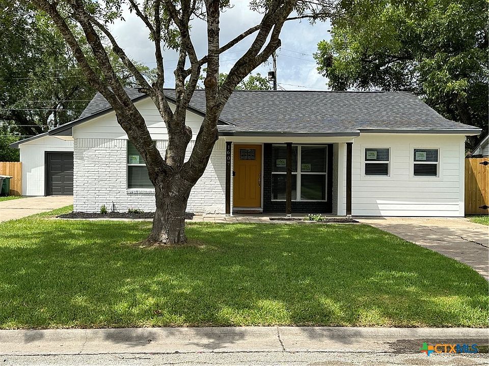 1st image of 1607 Crockett Ave