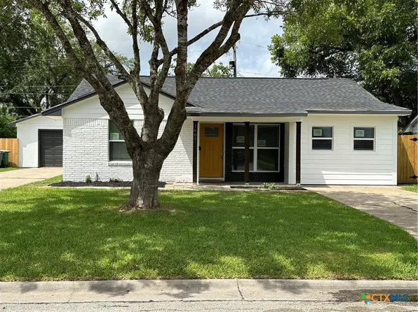 1607 Crockett Ave, Victoria, TX 77901