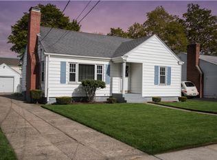 240 Mount Vernon Blvd, Pawtucket, RI 02861