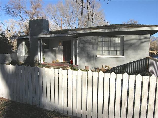 2nd image of 596 N 3rd St