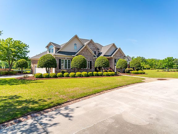 2nd image of 1156 Autumn Lakes Drive