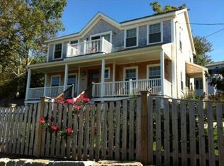1097 Washington St, Gloucester, MA 01930