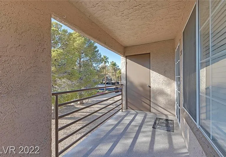 9070 Spring Mountain Rd #204 — Photo 4