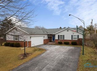 841 Longmeadow Ln, Findlay, OH 45840