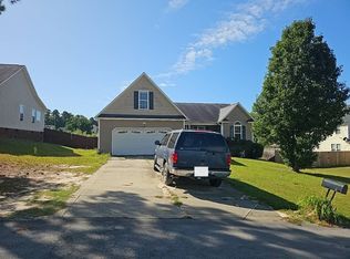 189 Wolfpoint Dr, Fayetteville, NC 28311