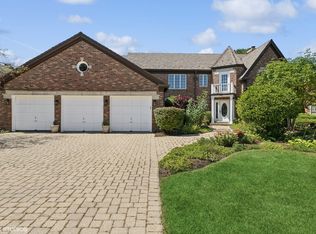 2407 Saranac Ln, Glenview, IL