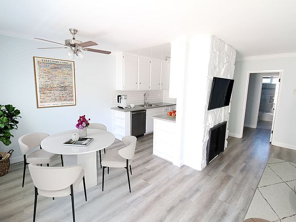 3rd image of 1530 S Saltair Ave #10