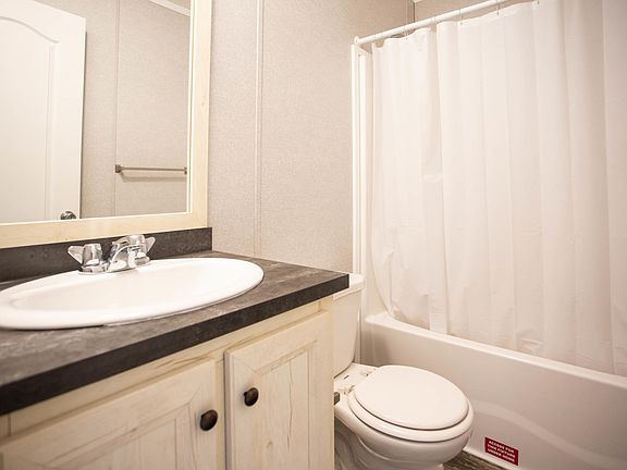 4th image of 1729 Snyder Ave #514423947